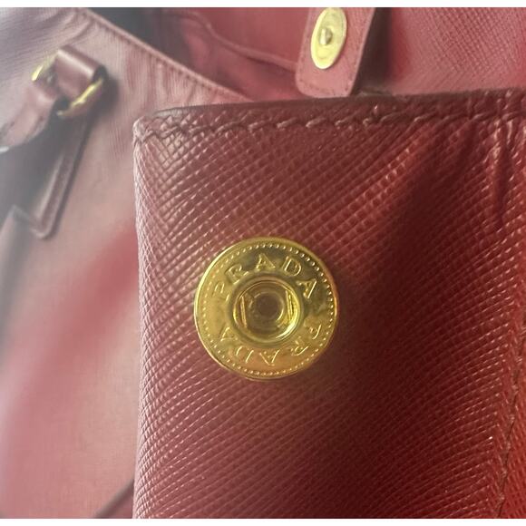 Authentic Prada Saffiano Red Leather Large Tote with Dust Bag - Picture 9 of 15